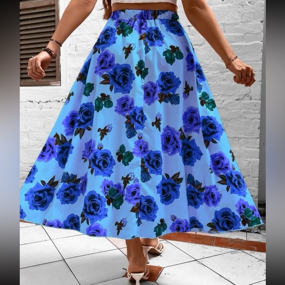 🪻 Floral Midi Skirt 🪻 - Picture 3 of 9